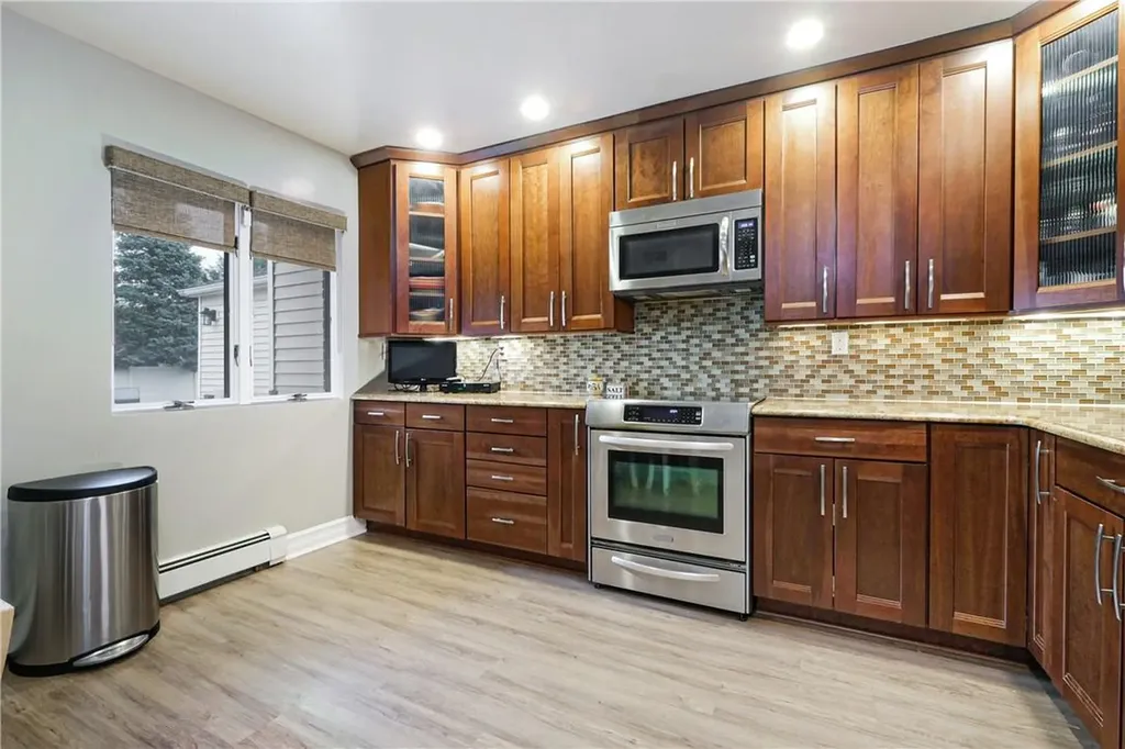 42 Pleasant Ridge Road Valhalla NY 10595