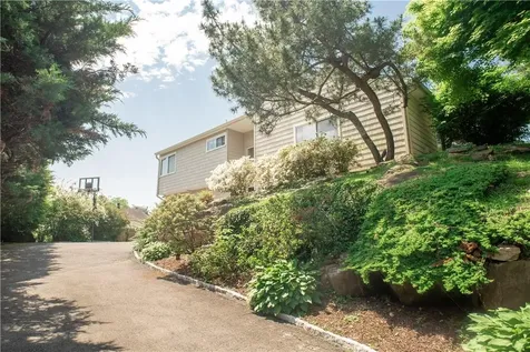 34 Dusk Drive New Rochelle NY 10804