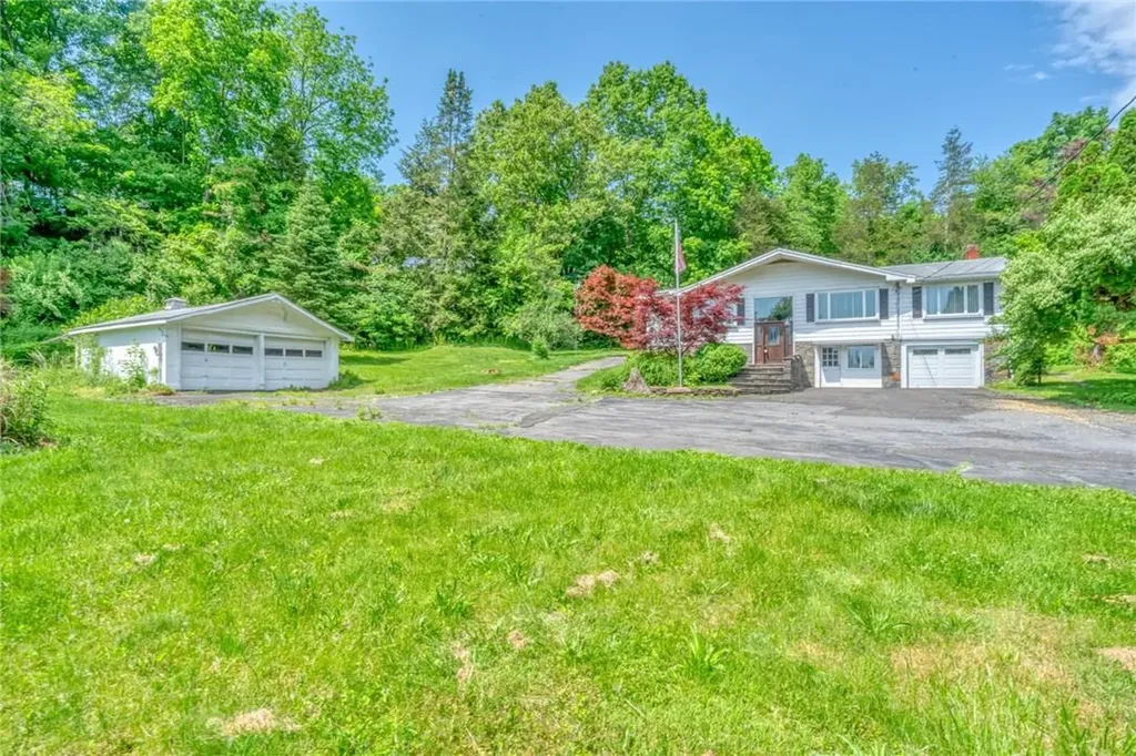 240 Forest Hill Drive Kingston NY 12401