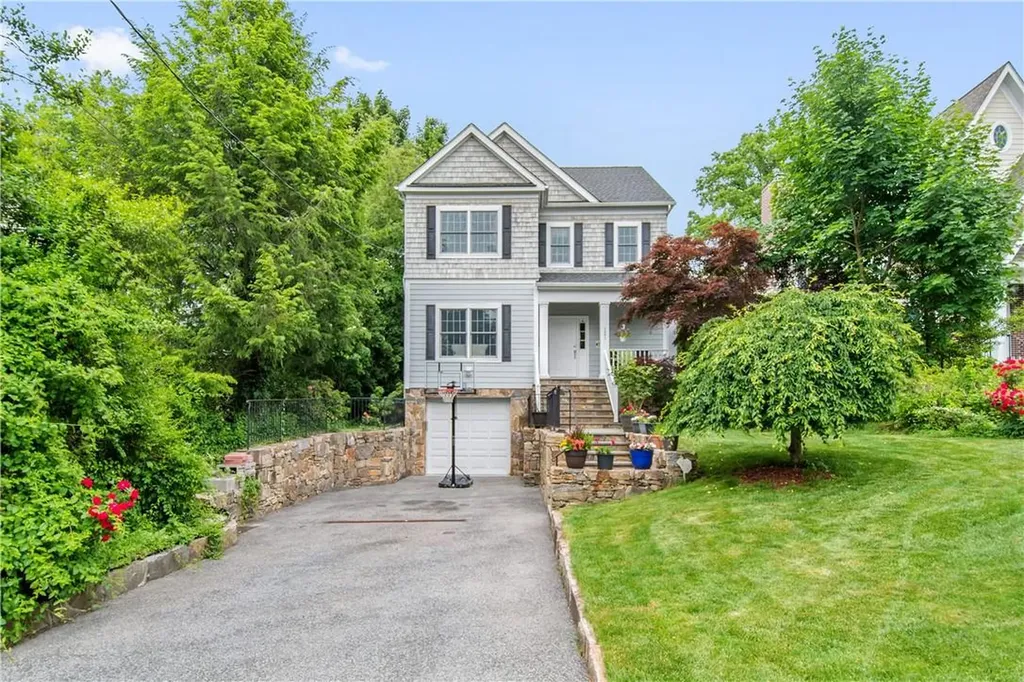 121 Brambach Road Scarsdale NY 10583