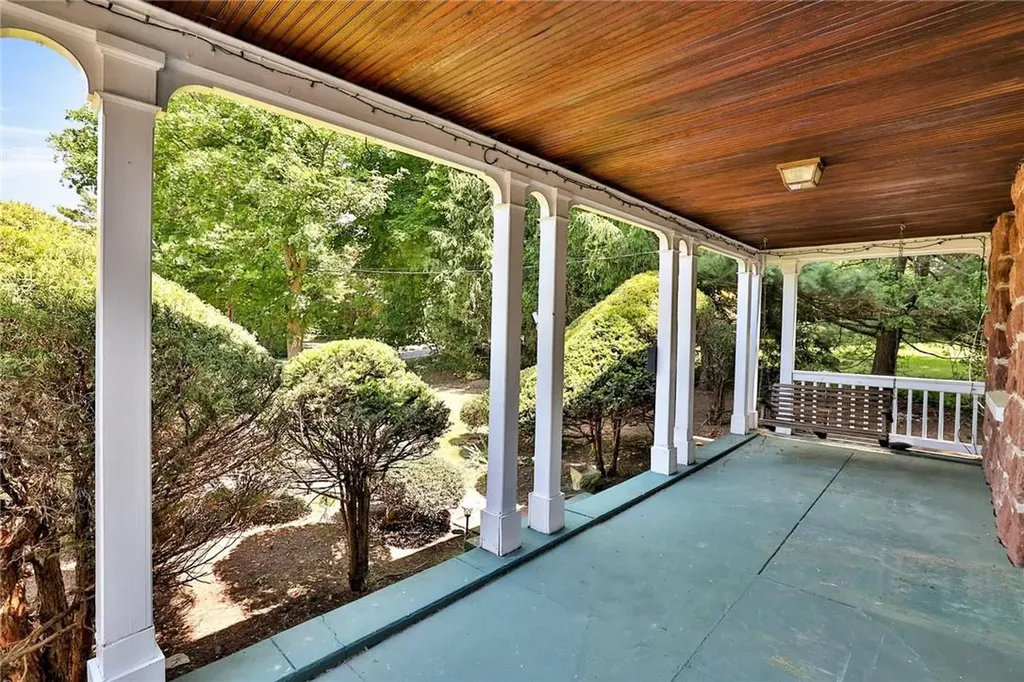 174 E Washington Avenue Pearl River NY 10965