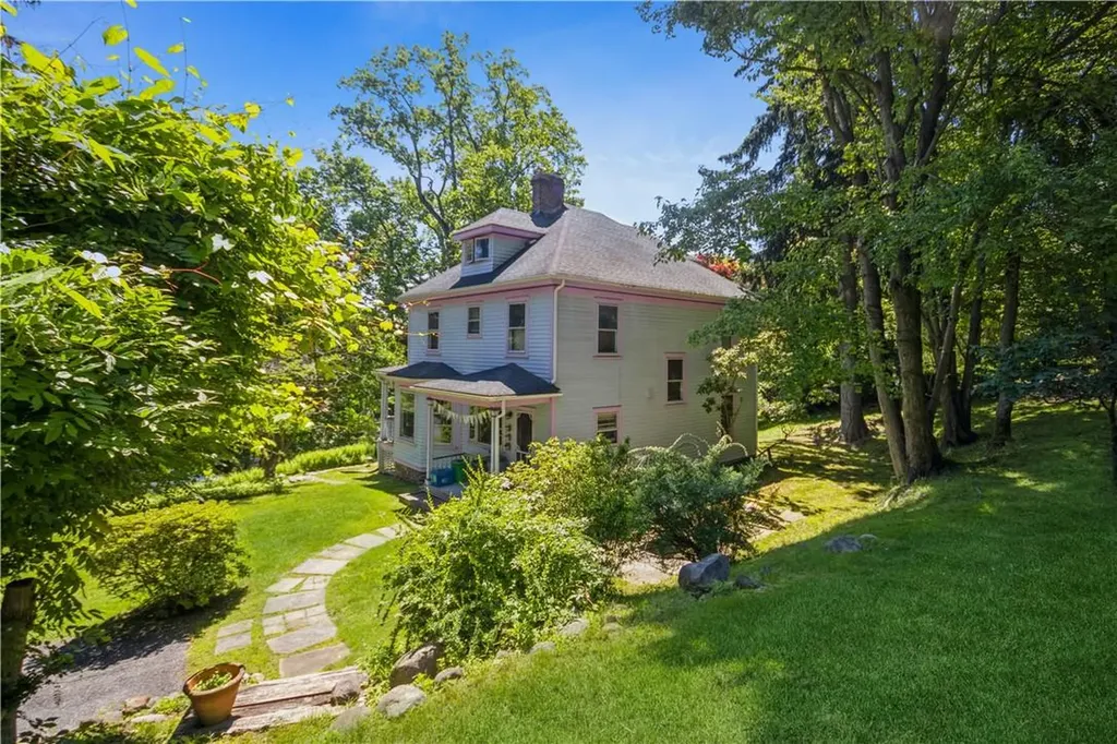 1122 Route 9w S Nyack NY 10960