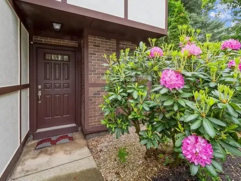 15 Sunstone Drive Poughkeepsie NY 12603