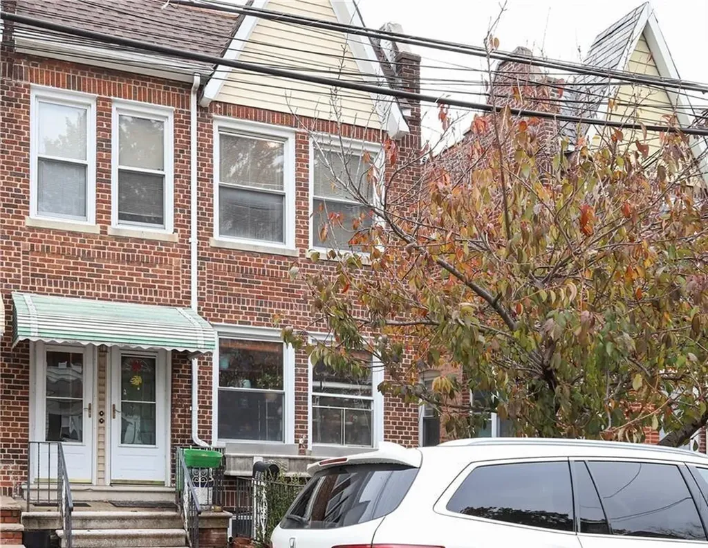 337 E 238th Street Bronx NY 10470