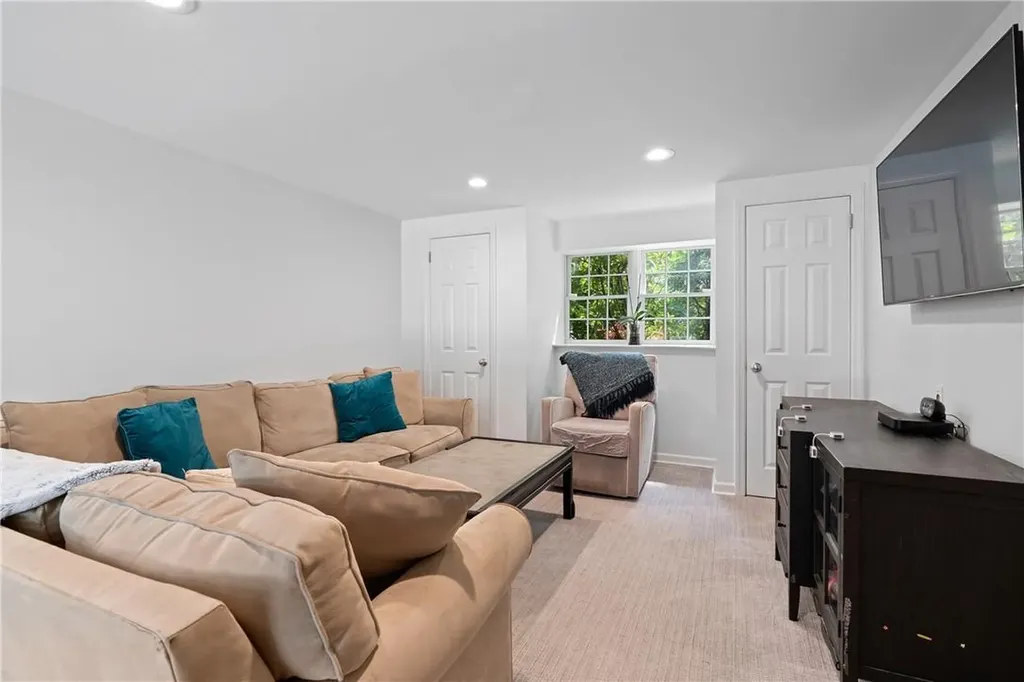 44 Bonwit Road Rye Brook NY 10573