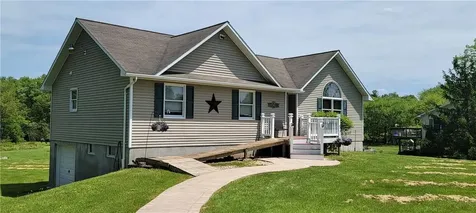 37 3rd Street Beach Lake PA 18405