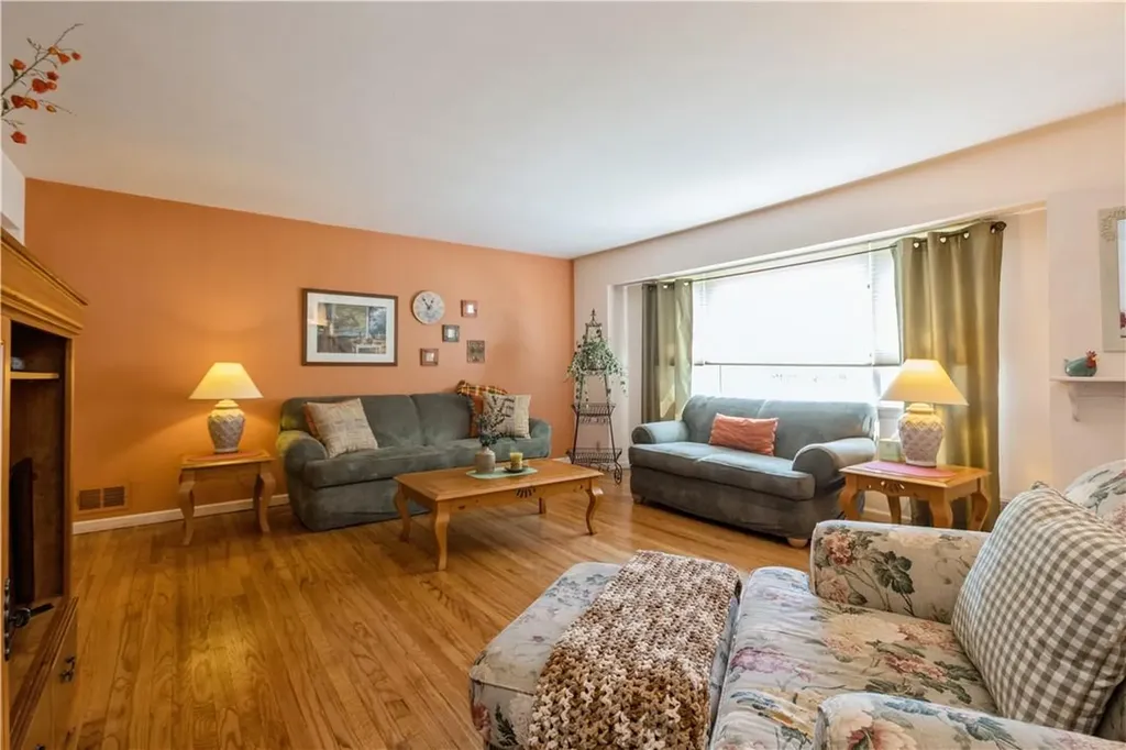 6 Brooks Drive Stony Point NY 10980