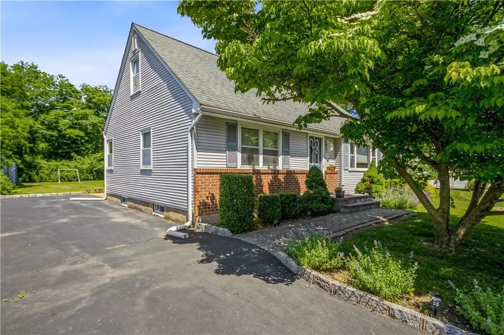 6 Brooks Drive Stony Point NY 10980