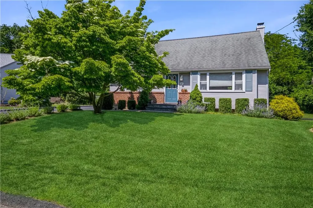 6 Brooks Drive Stony Point NY 10980