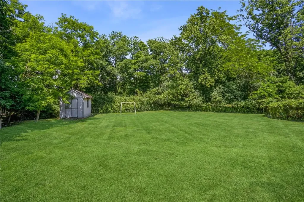 6 Brooks Drive Stony Point NY 10980