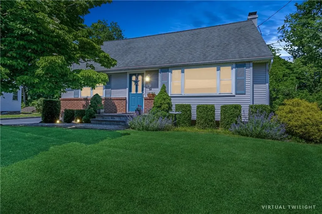 6 Brooks Drive Stony Point NY 10980