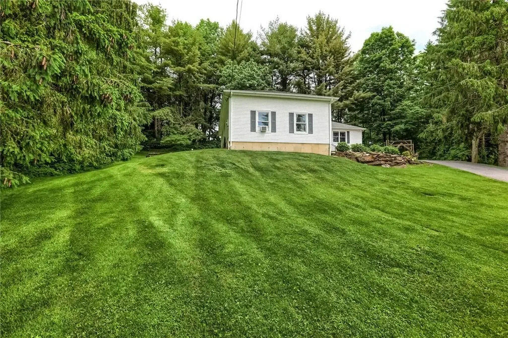 84 Lakeside Drive Pawling NY 12564