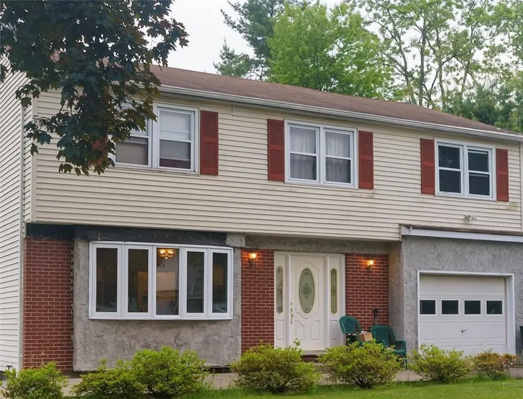 9 Horseshoe Bend New Windsor NY 12553