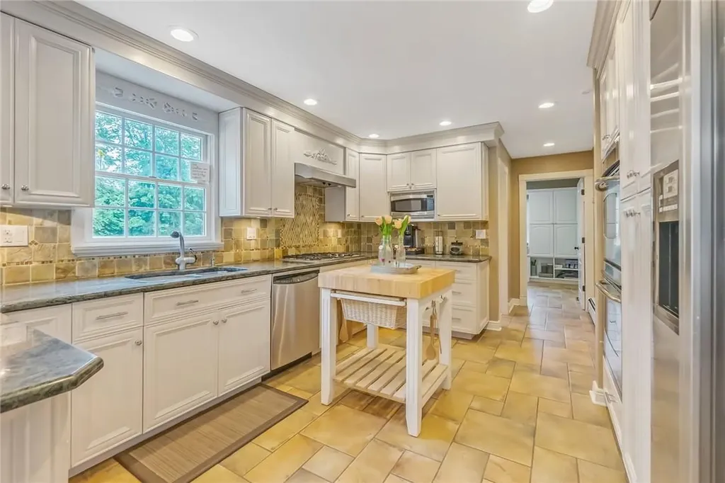 18 Brookline Way New City NY 10956
