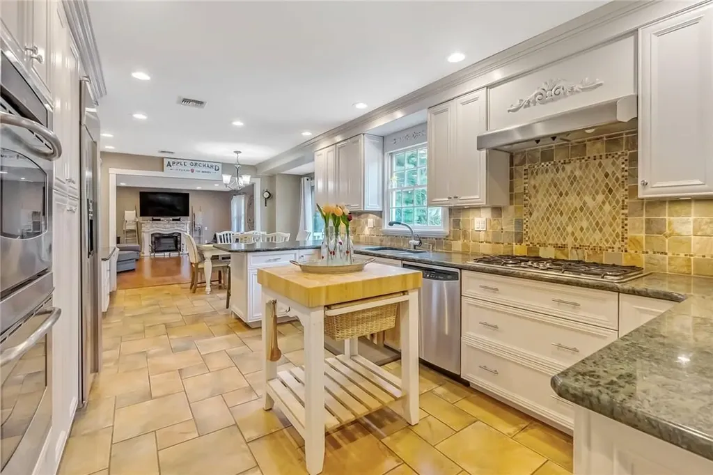 18 Brookline Way New City NY 10956