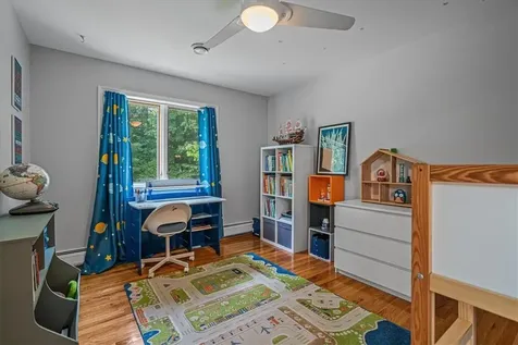 12 Cragmere Oval New City NY 10956