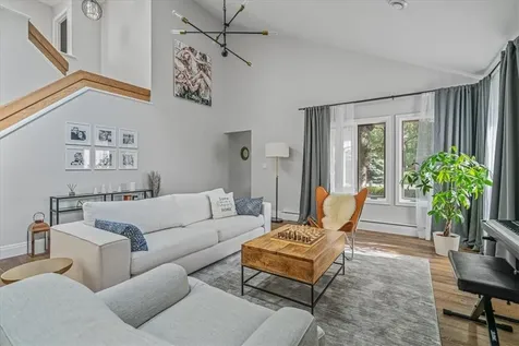 12 Cragmere Oval New City NY 10956