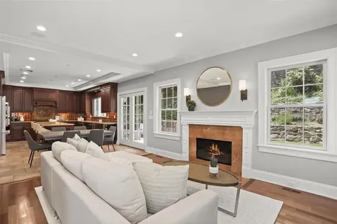 68 Sarles Lane Pleasantville NY 10570