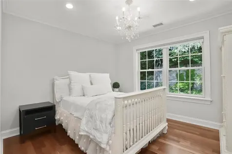 68 Sarles Lane Pleasantville NY 10570