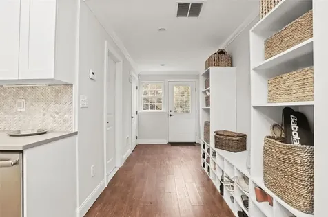68 Sarles Lane Pleasantville NY 10570