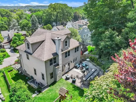 68 Sarles Lane Pleasantville NY 10570