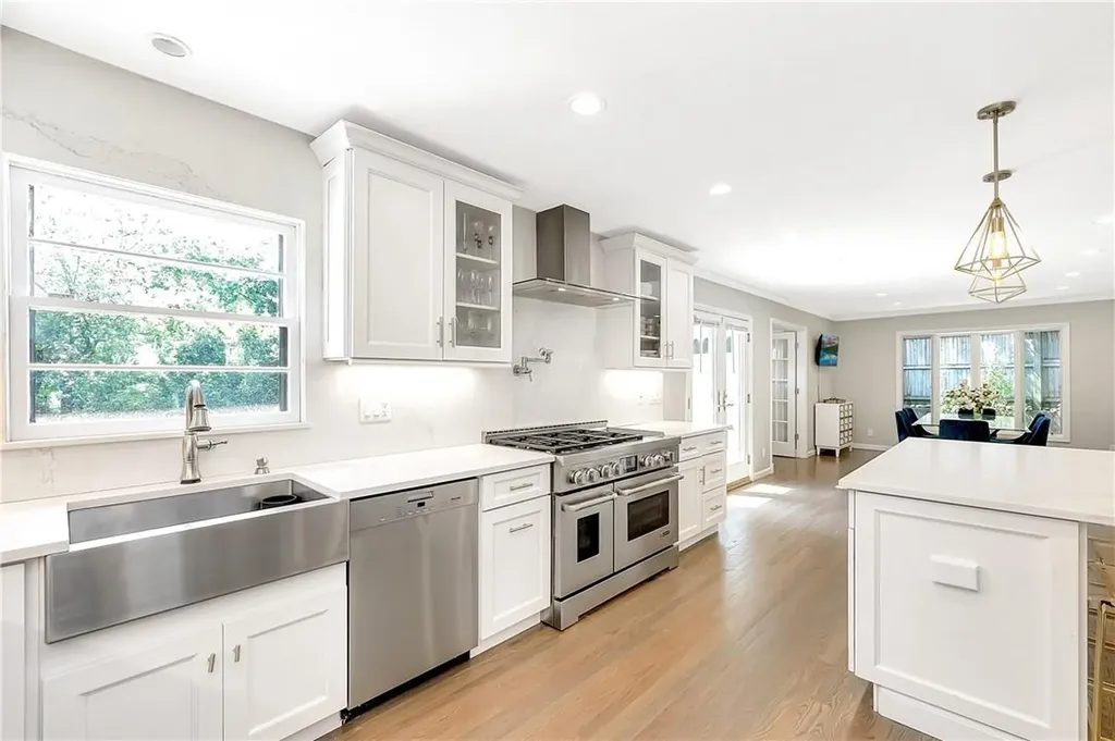 223 Rogers Drive Scarsdale NY 10583