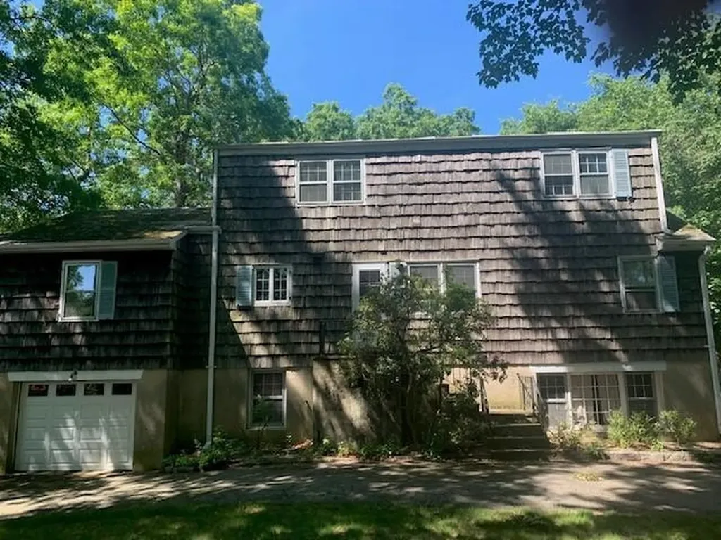 6 Cannato Place Armonk NY 10504