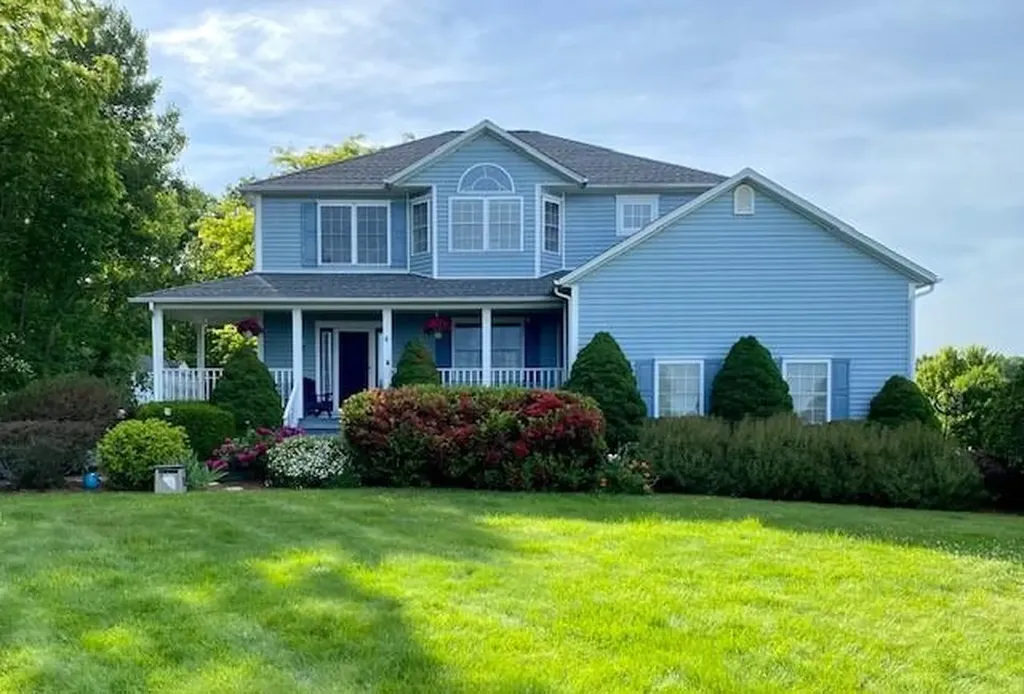 41 Normandy Court New Hampton NY 10958