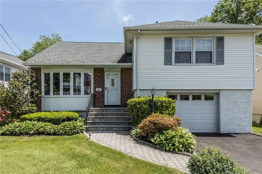 45 Alta Drive Mount Vernon NY 10552