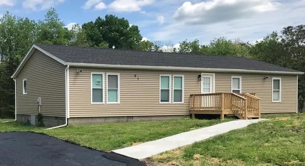 91 E Dorsey Lane Poughkeepsie NY 12601