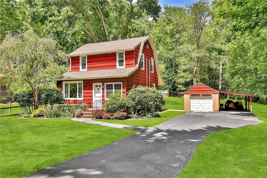 253 Maple Road Valley Cottage NY 10989
