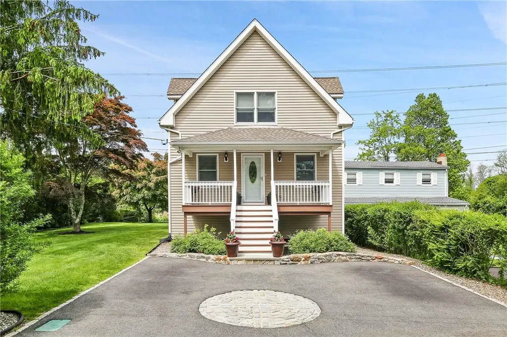 4 Topland Road Mahopac NY 10541
