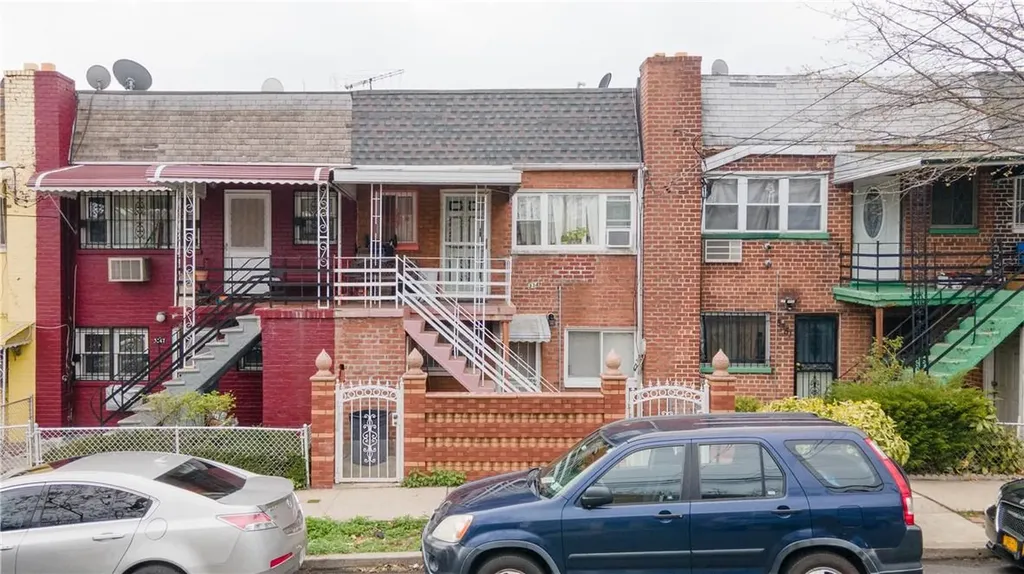 3349 De Reimer Avenue Bronx NY 10475