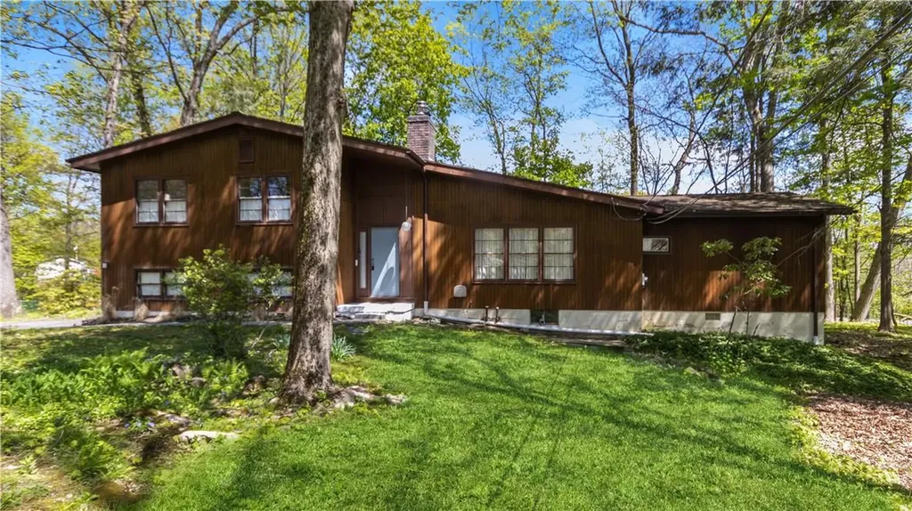 38 Timberline Drive Poughkeepsie NY 12603