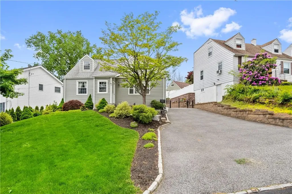 53 Remsen Circle Yonkers NY 10710