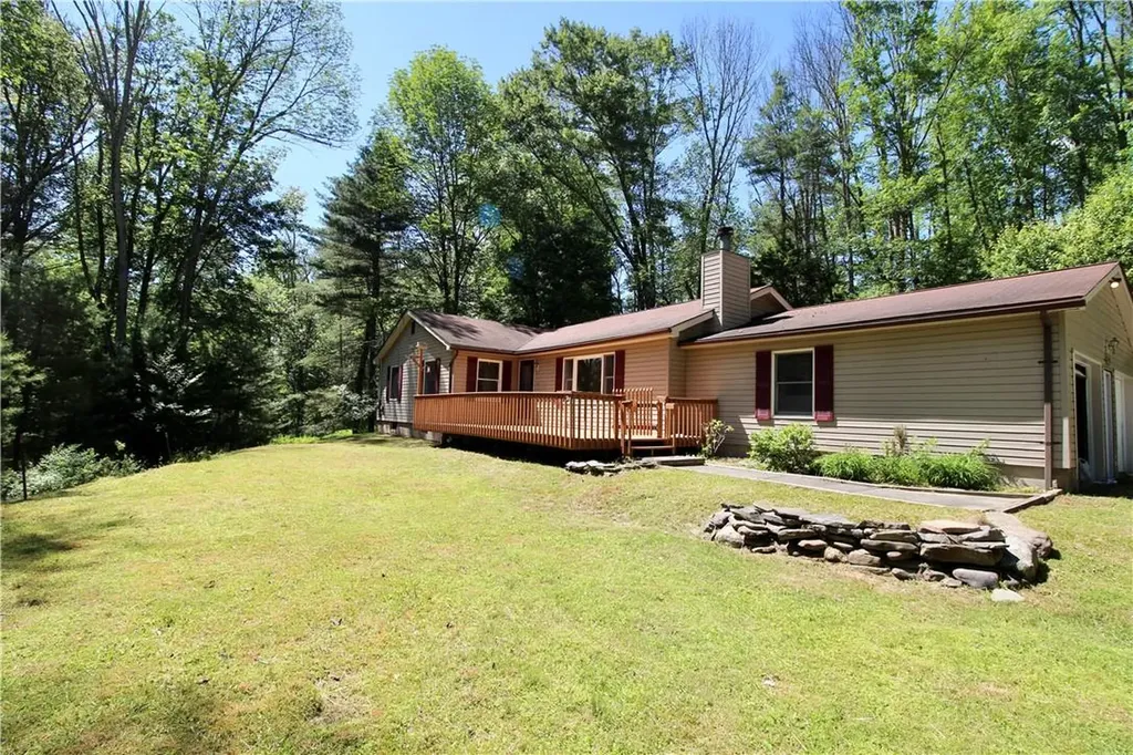 16 Mill Road Forestburgh NY 12777