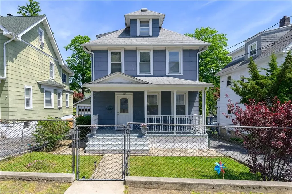 249 Madison Avenue Port Chester NY 10573