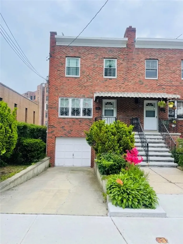 2224 Esplanade Avenue Bronx NY 10469
