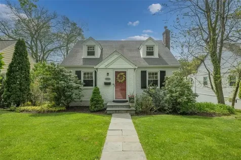 1389 Weaver Street Scarsdale NY 10583