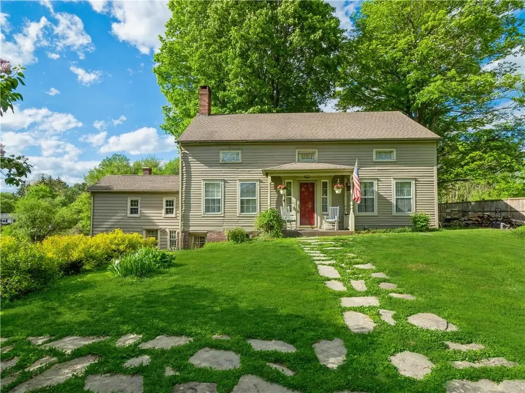 257 S Quaker Lane Hyde Park NY 12538