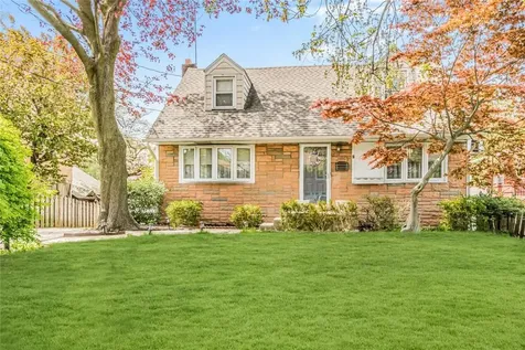249 Helena Avenue Yonkers NY 10710