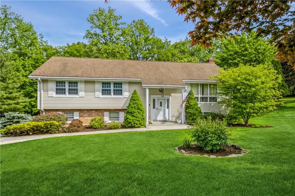 4 Eastview Court Valhalla NY 10595