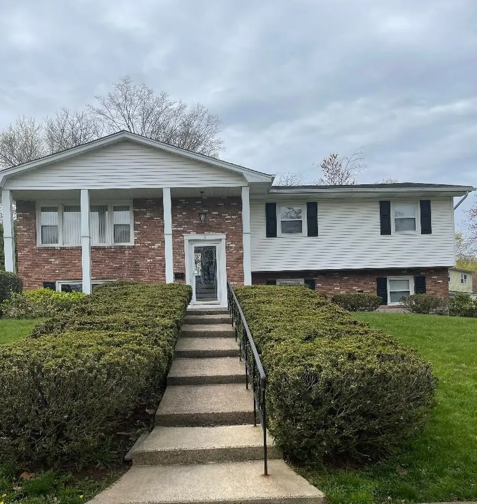 9 Bluefields Lane Blauvelt NY 10913