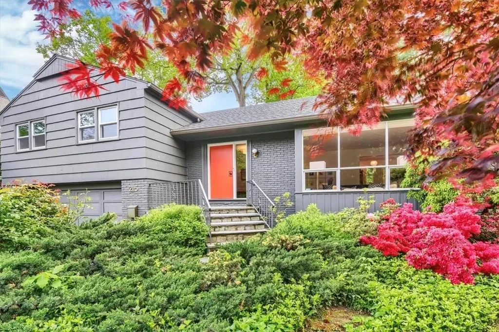 215 Douglas Place Mount Vernon NY 10552
