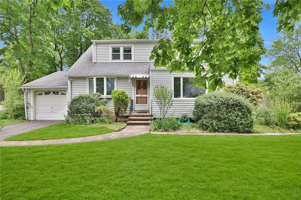 24 Wright Street Pearl River NY 10965