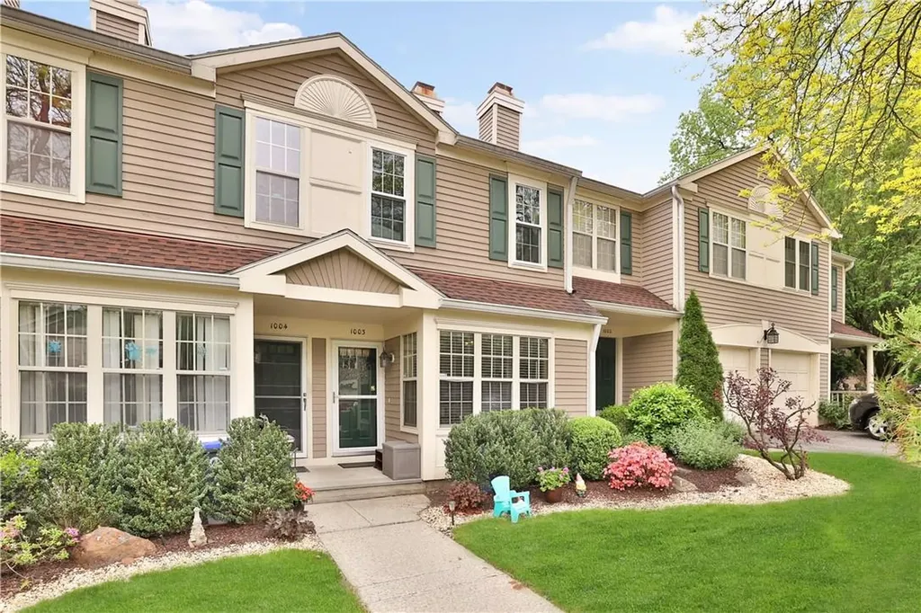 1003 Pondside Drive White Plains NY 10607