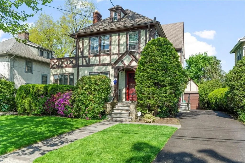 541 Second Avenue Pelham NY 10803