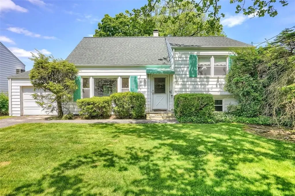 59 Westwood Road Yonkers NY 10710