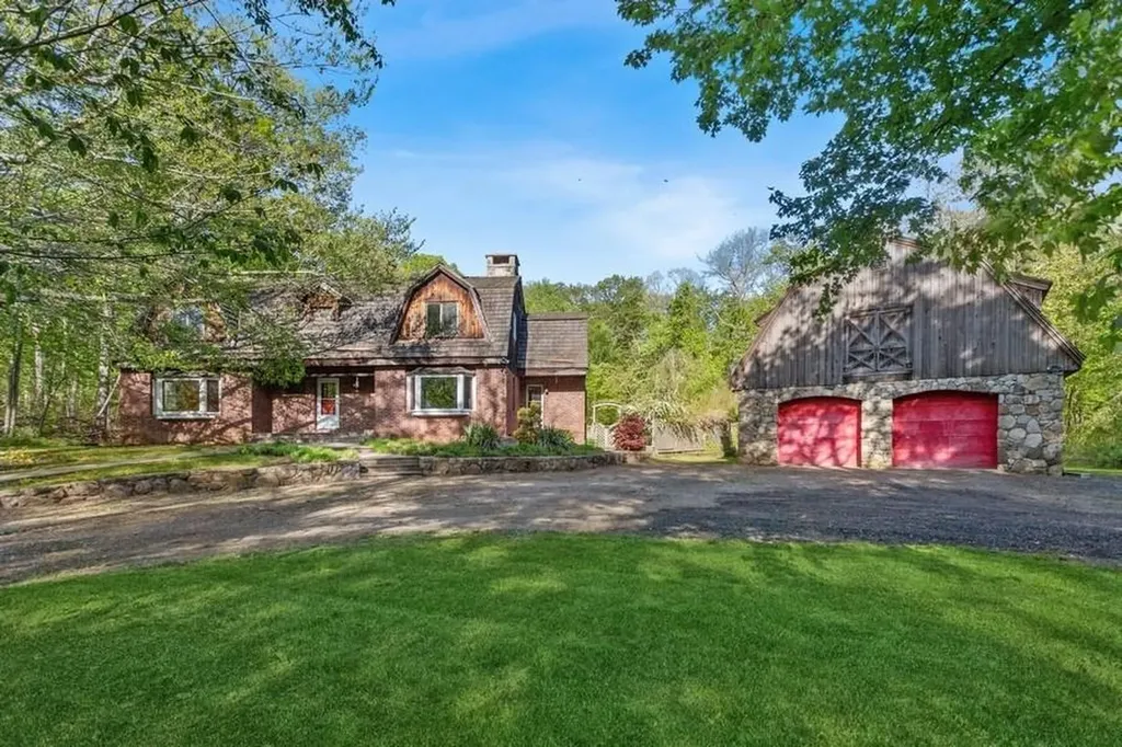 243 Silver Spring Road South Salem NY 10590