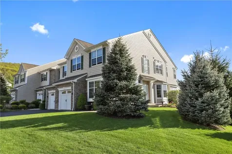 1207 Hustis Drive Fishkill NY 12524